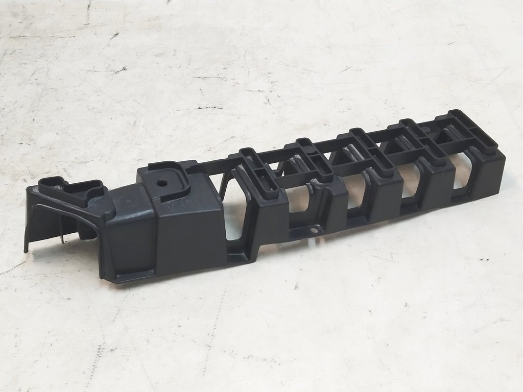 13 Brakett overlegg luftkanal høyre Tesla Model X 1089759-00-B