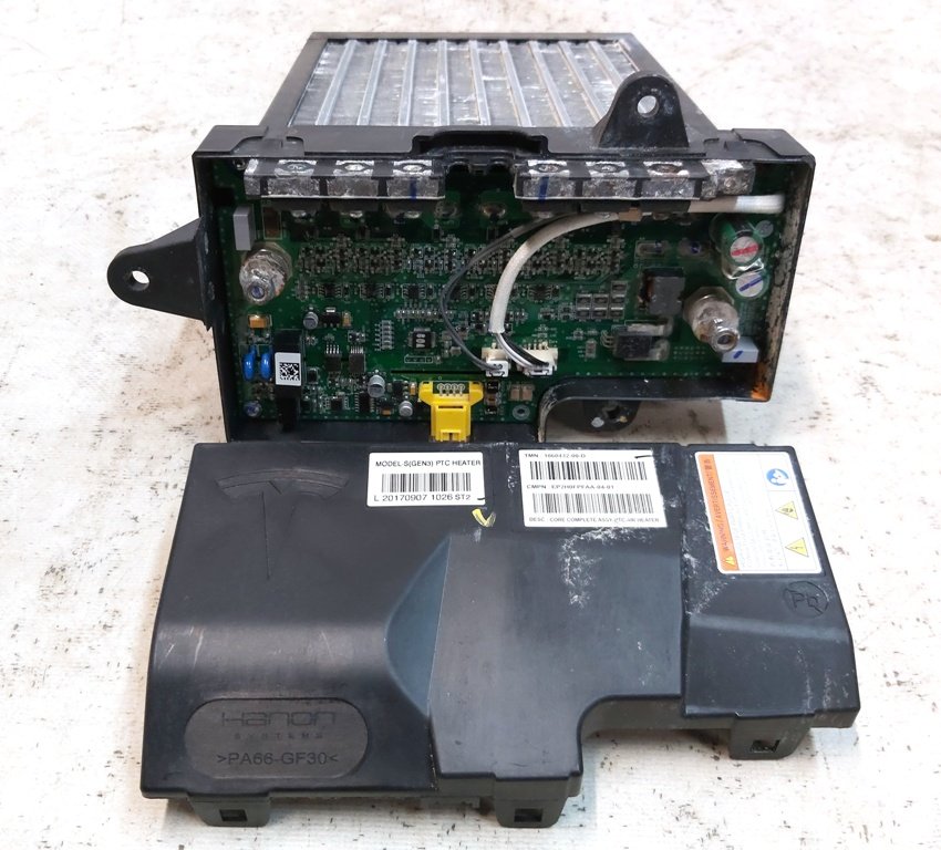 1 Innervärmarelement (GEN3) skadat Tesla modell X 1060432-00-E