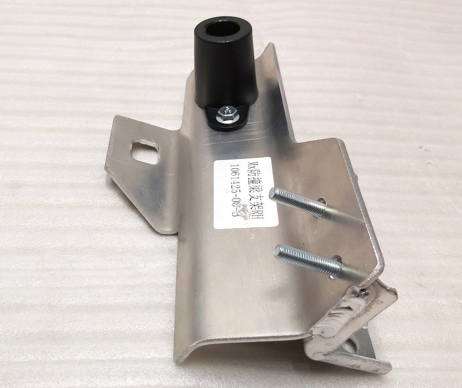 5 ANKLE CATCHER ASY RH Tesla model X 1061425-00-C