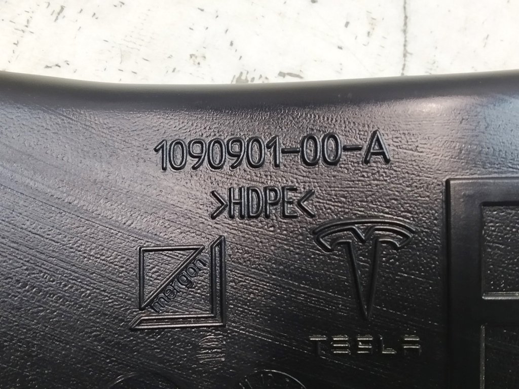 Condotto di ventilazione destro Tesla Model X 1090901-00-B