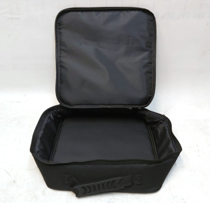 Case-bag laddare Tesla alla modeller 1126118-00-A