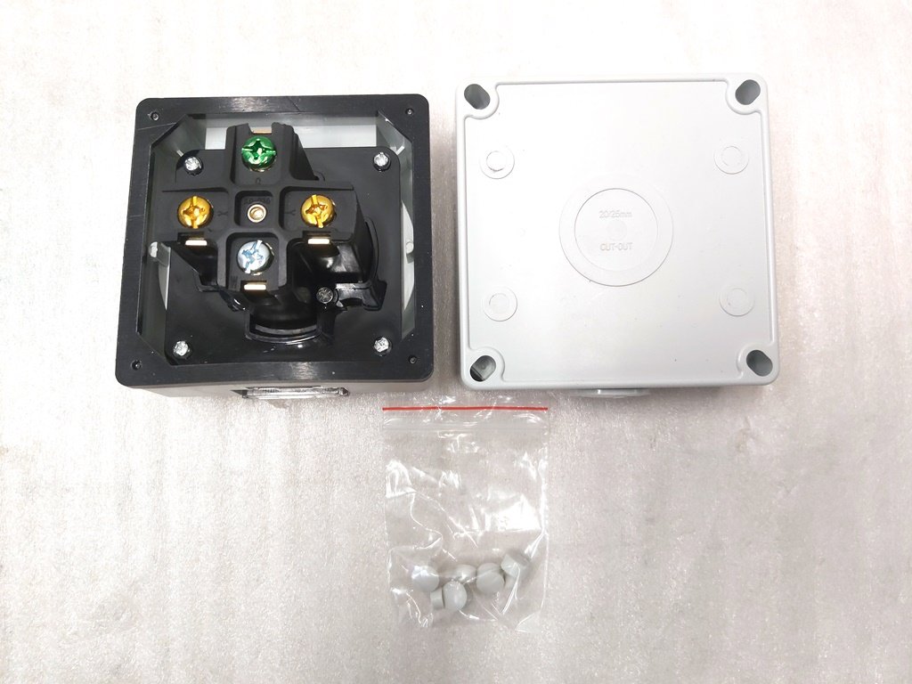 3 Högspänningsuttag NEMA 14-50R 50A-125/250V för smart adapter i låda Tesla alla modeller 14-50R NEMA