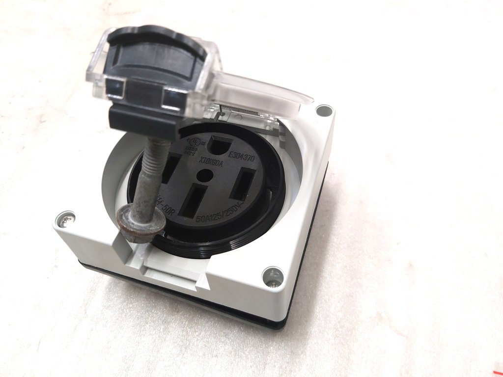3 Högspänningsuttag NEMA 14-50R 50A-125/250V för smart adapter i låda Tesla alla modeller 14-50R NEMA