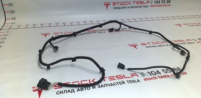 1 Bedrading achterbumper (4 parkeersensoren) Tesla model S 1004421-93-N