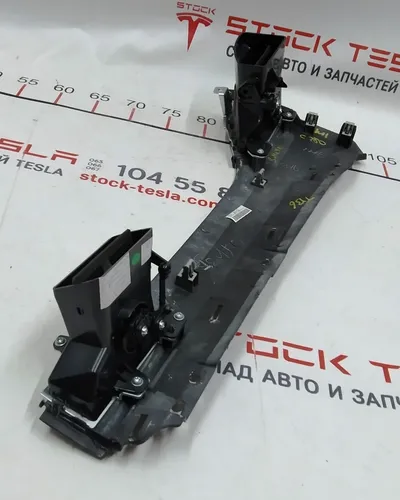 23 Decorativ panou central pasager PIANO BLACK MATA asamblat (cu zgarietura) Tesla model S, model S REST 1045969-03-B