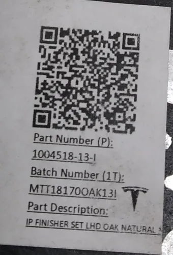 23 中央パネルの装飾トリム、運転席右OAK NATURALMATAテスラモデルSREST 1004518-13-I