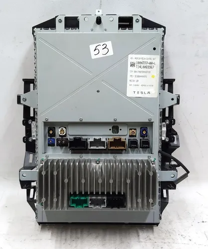 1 Hlavní řídicí jednotka (velká dotyková obrazovka MCU) Tesla model S, model S REST, model X 1098010-00-F