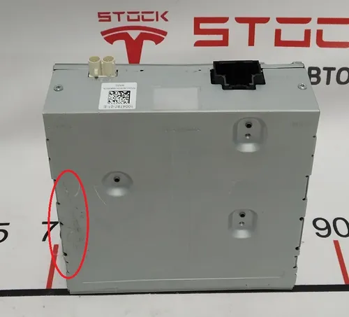 قاعدة راديو 500 كيلو بايت حالة تالفة (الولايات المتحدة الأمريكية) طراز تسلا X S REST 1052323-00-B