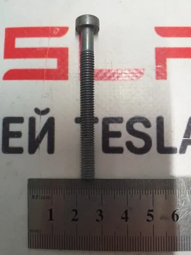 5 Болт клапана охолоджувача TRX M6-1.00x60 8.8 M ZnAl Tesla model S REST, Tesla model X 1005810-00-A