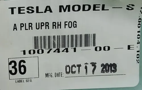 1 面向支柱 A 右侧 TEXTILE (FOG)（损坏） Tesla Model S、Model S REST 1007441-00-J