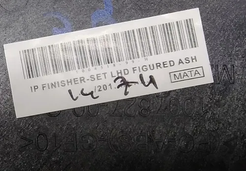 18 Декоративная накладка центральной панели водительская правая FIGURED ASH MATA Tesla model S REST, Tesla model X 1004518-99-H