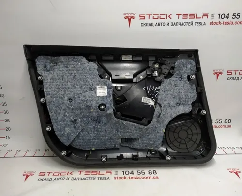 右前门卡总成 PUR BLACK PUR MOJAVE Tesla Model S、Model S REST 1007936-22-M