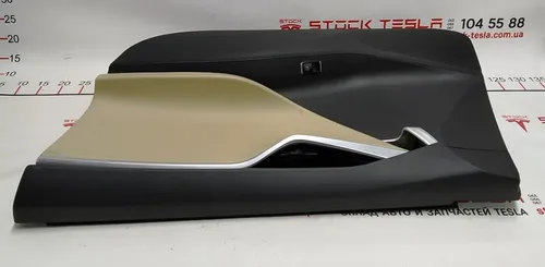 右前门卡总成 PUR BLACK PUR MOJAVE Tesla Model S、Model S REST 1007936-22-M