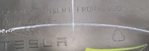 36 门卡袋，右前方 PVC TAN 40B（细粒面皮革，无额外照明） Tesla Model S、Model S REST 1007938-08-J