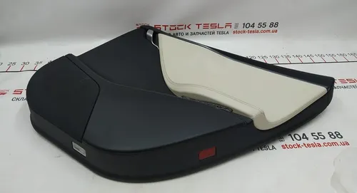 4 Conjunto da placa da porta traseira direita PURB/G/PUR13/PVCB CREAM PREM (danificado) Tesla modelo S REST 1008105-52-L