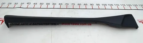 33 Indvendigt dæksel top. venstre dørkort foran (PUR 12A SORT, glat læder) Tesla model S, model S REST 1009305-02-E