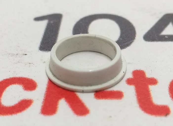 Кільце ущільнювальне датчика парктроніка (WHITE) Tesla model S REST 1014395-00-A