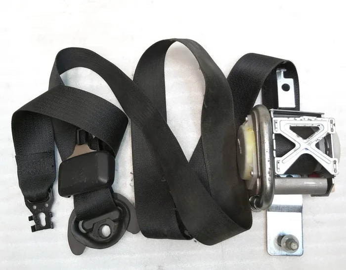 Ceinture de sécurité conducteur avant (USA) pour restauration Tesla model S, model S REST 1019468-02-C