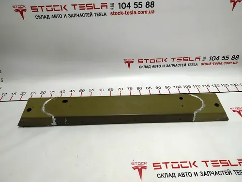 10 Voorste dwarsbalk ter versteviging van de cups (niet verwijderbaar) Tesla model S, model S REST 1021796-S0-C