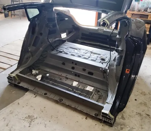 Комплект задних кузовных панелей (задняя часть) AWD/RWD в сборе Tesla model S REST 1024207-S0-B