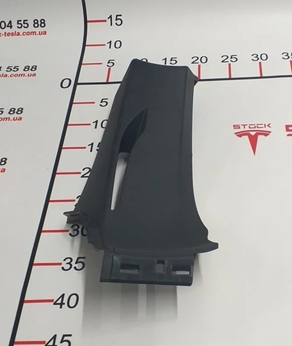 1024730-00-B Almohadilla para cinturón de seguridad Pillar-C izquierda Tesla modelo S, modelo S DESCANSO 1024730-00-B