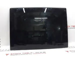 1026853-S0-Bx損傷のあるパノラマガラスTeslaモデルS1026853-S0-B