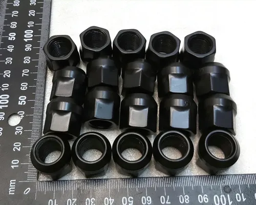 Jeu d'écrous de roue M14x1,5 PC10 19 mm NOIR (20 pièces) Tesla tous modèles 1027002-00-B