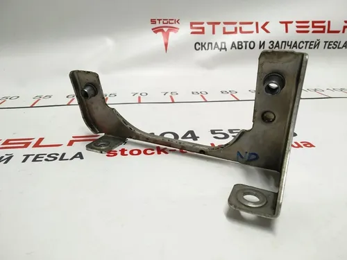 Кронштейн кріплення чилера Tesla model X 1027546-00-C