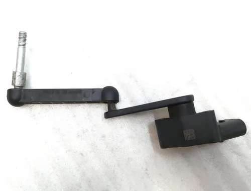 后空气悬架液位传感器，左侧 Tesla model S、model S REST、model X 1027971-00-A