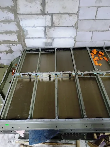 Boîtier de batterie principal 85 KWH avec tuyaux de refroidissement et bus d'alimentation Tesla modèle S, modèle S REST 1028600-00-W