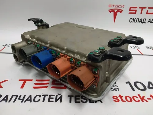 2 1028843-01-C Scatola Janshen anteriore AWD Tesla modello S 1028843-01-C