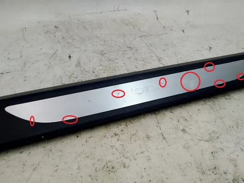 左下ピラーAシルトリム(インサート付き)インサート不良 Tesla Model S、Model S REST 1030390-00-F