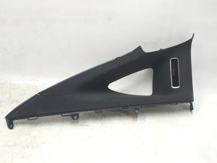 Søjlebeklædning Fra 3. sæderække, øverst til venstre ALCAN BLK Tesla Model X 1035957-04-E