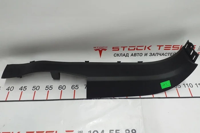 Облицювання стійки A нижня права Tesla model X 1035965-00-E