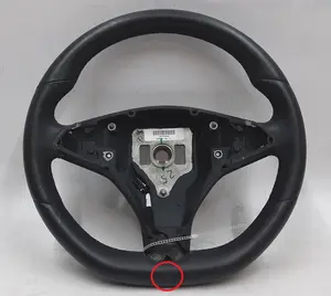 Рульове колесо з підігрівом з пошкодженням Tesla model S, model S REST, model X 1036774-00-D