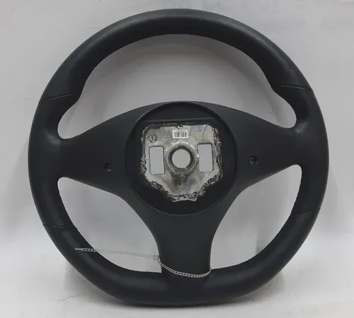 1 加热方向盘损坏 Tesla 型号 S，型号 S REST，型号 X 1036774-00-D