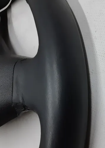 1 加热方向盘损坏 Tesla 型号 S，型号 S REST，型号 X 1036774-00-D