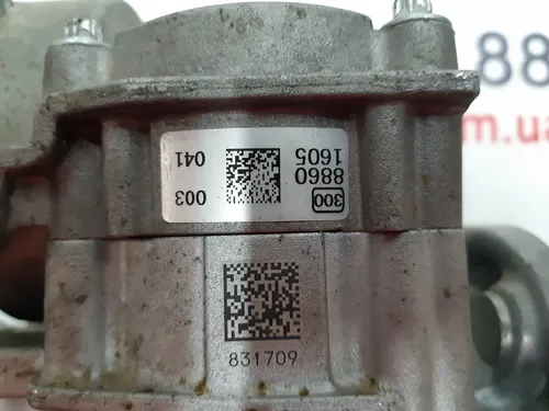 معزز الفرامل الكهروميكانيكية مع ضرر Tesla Model S REST 1037123-00-B