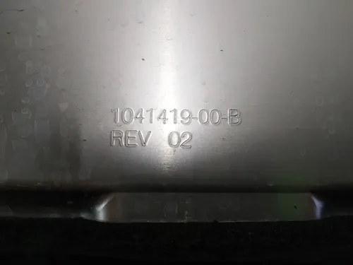 1 Řídící jednotka předních levých dveří Tesla model X 1037222-00-F