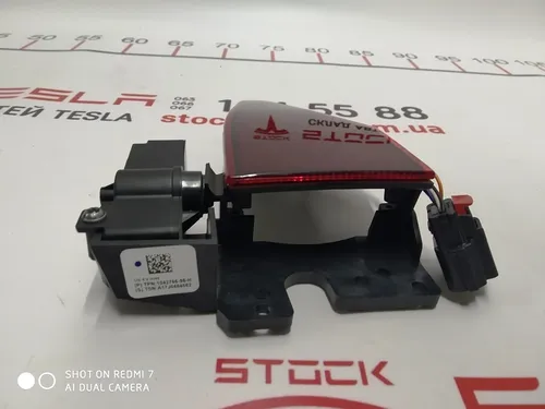 10 Sestava krytu elektrického nabíjecího portu Tesla model X S REST 1038548-00-I