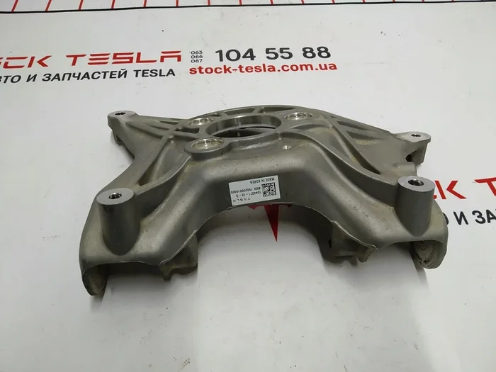 Opěrná miska levého tlumiče (pružina) Tesla Model 3, Model Y 1044371-00-D