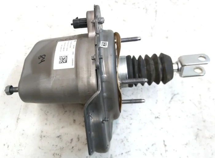 Booster de freno electromecanico BOOSTER sin motor y tablero de control con daño Tesla modelo 3 1044671-99-F