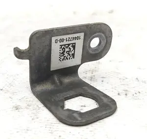 フロント左右ブレーキホース取付ブラケット テスラモデル3 1044729-00-A