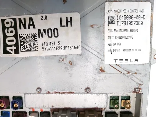 Головний блок управління (великий сенсорний екран MCU) без плати TEGRA, рамки, кнопок, Tesla model S REST, Tesla model X 1045006-00-H