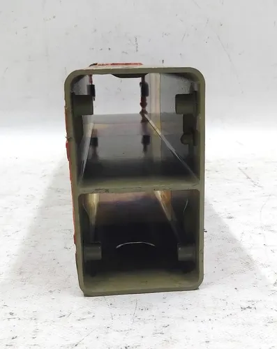 24 Parte lateral traseira direita Tesla modelo X 1031851-S0-B