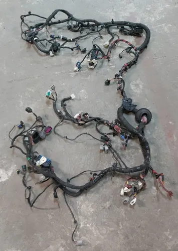 电气线路前发动机舱一体式全轮驱动，带氧化，部分组装特斯拉型号 S REST 1046132-07-S