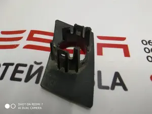 4 1048516-00-Dパーキングセンサー用ブラケットS1テスラモデルXSREST 1048516-00-D