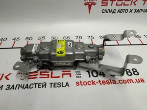 1050805-10-C Alloggiamento fusibili per cablaggio motore piccolo AWD anteriore per Tesla modello S 1050805-10-F