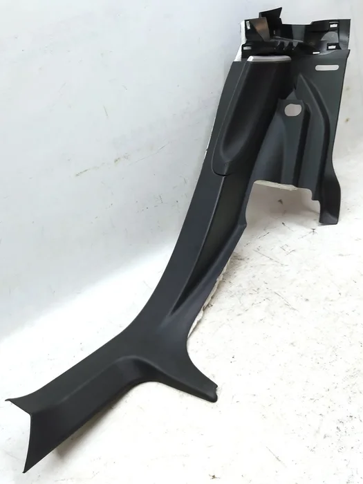 Облицювання стійки C нижня права LTHR BLK Tesla model S, model S REST 1051769-02-C