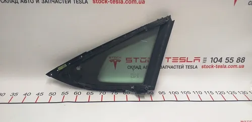 20 Achterspatbord links (ruit) Tesla model S, model S REST 1051820-99-A